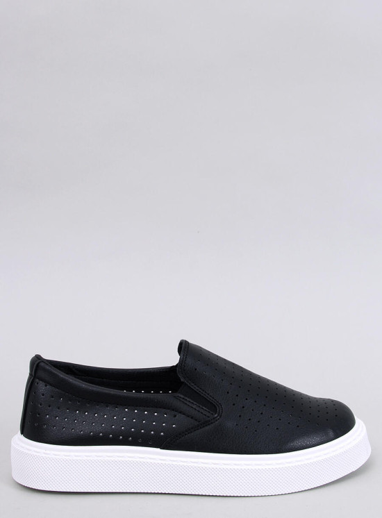 Perforált slip-on tornacipő - fekete színű