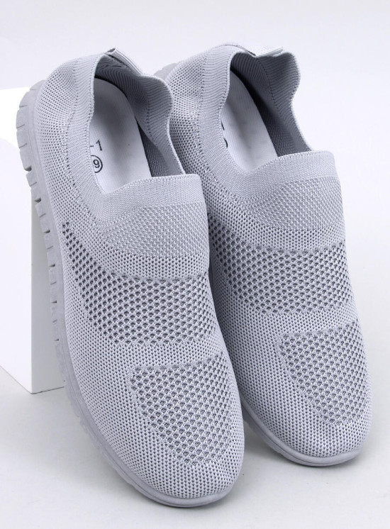 Szürke színű fűző nélküli tornacipő