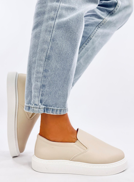 Slip-on női tornacipő - bézs színű