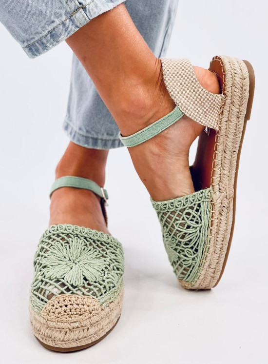 Világoszöld színű espadrilles cipő csipke felsőrésszel