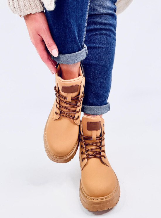 Fűzős bokacipő - camel színű