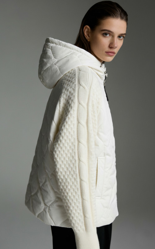 Ekrü színű átmeneti dzseki kötött ujjakkal