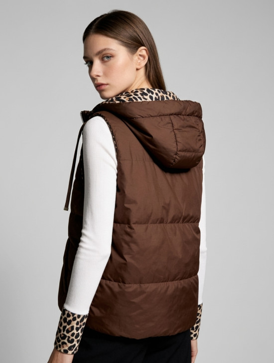 Kifordítható  leopárdmintás mellény - csokoládébarna színű