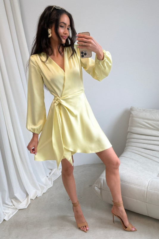 Sárga színű mini átlapolt ruha