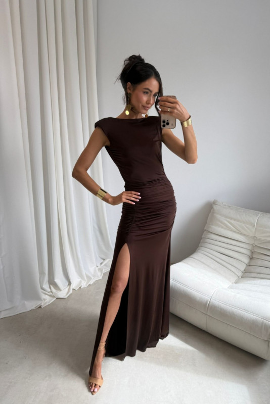 Aurelia barna színű maxi ruha