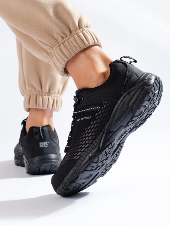 Női fekete színű vastag talpú trekking cipő