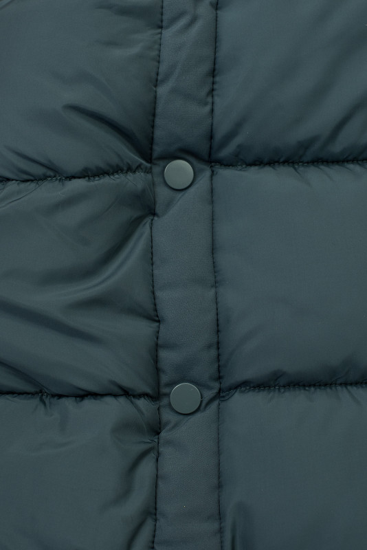 Petrolzöld színű hosszú téli kabát műszőrmével