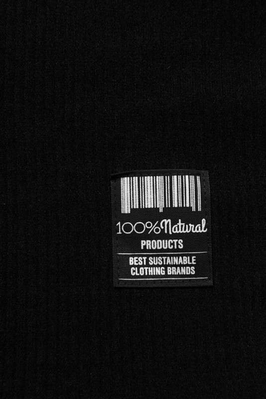 Fekete színű plus size ruha SIMPLE IS BEAUTIFUL