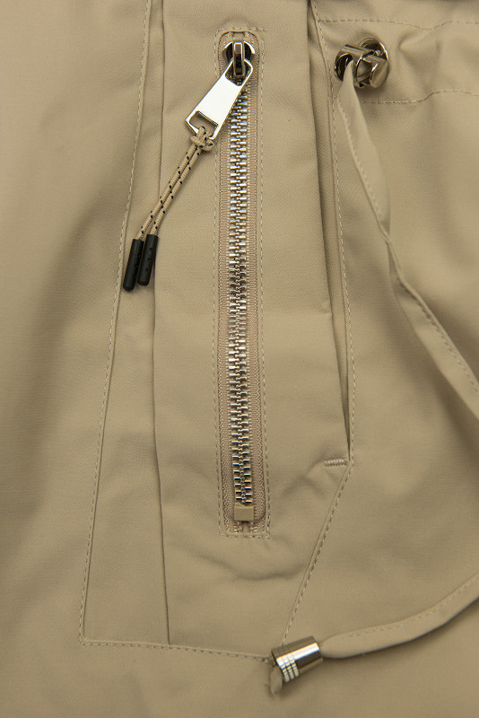 Hosszított parka mintás béléssel a kapucniban - bézs színű