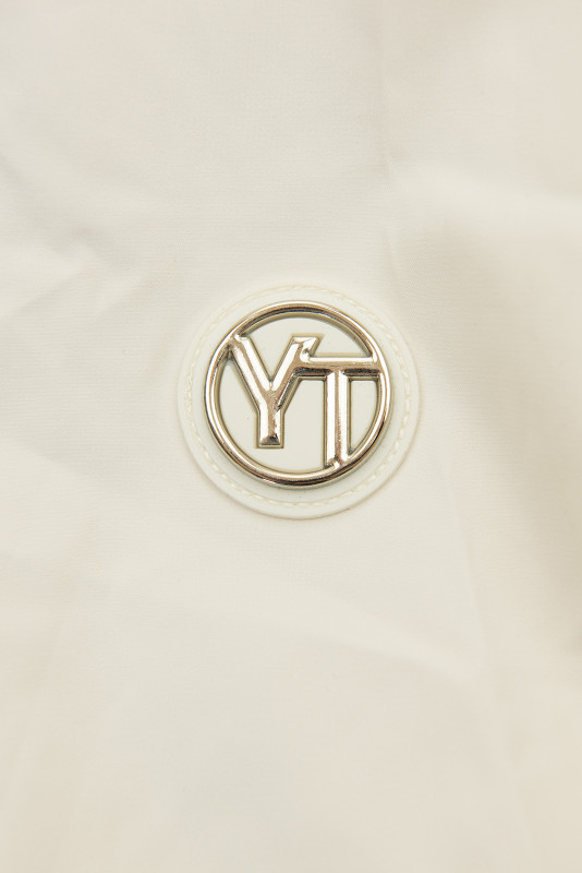 Ekrü színű tavaszi parka nagy kapucnival