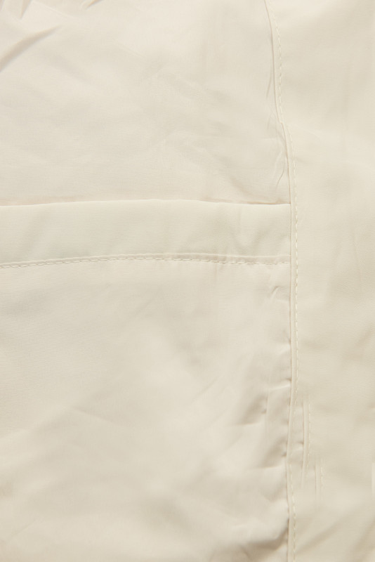 Ekrü színű tavaszi parka nagy kapucnival