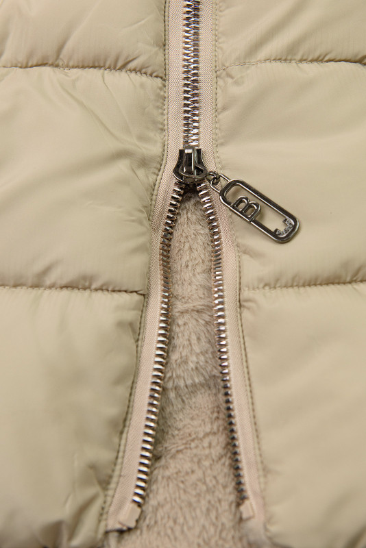 Bézs színű kifordítható téli kabát