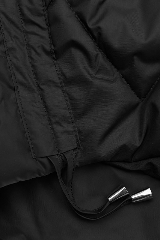 Fekete színű hosszított mellény