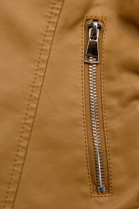 Camel barna színű basic műbőrdzseki
