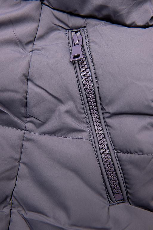 Lila színű téli kabát kapucnival