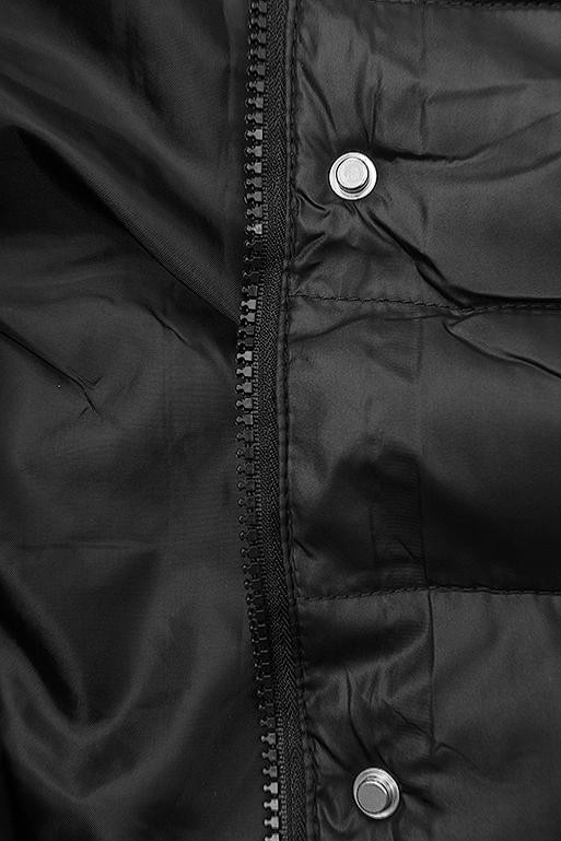 Fekete színű steppelt átmeneti dzseki