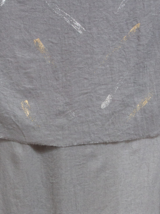 Szürke színű textil sál