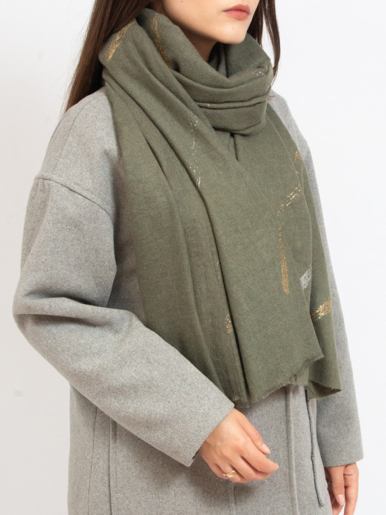 Olívazöld színű textil sál