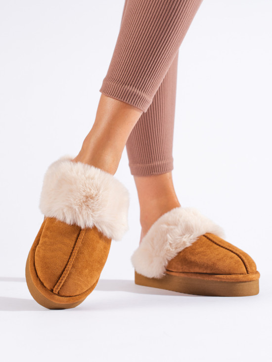 Camel barna színű platform papucs