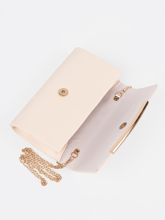 Világosbézs clutch lánccal