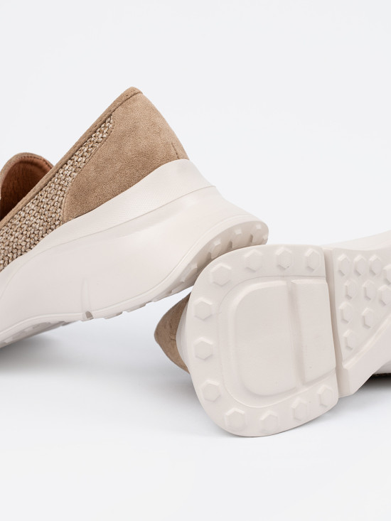 Beige félcipő vastag talppal