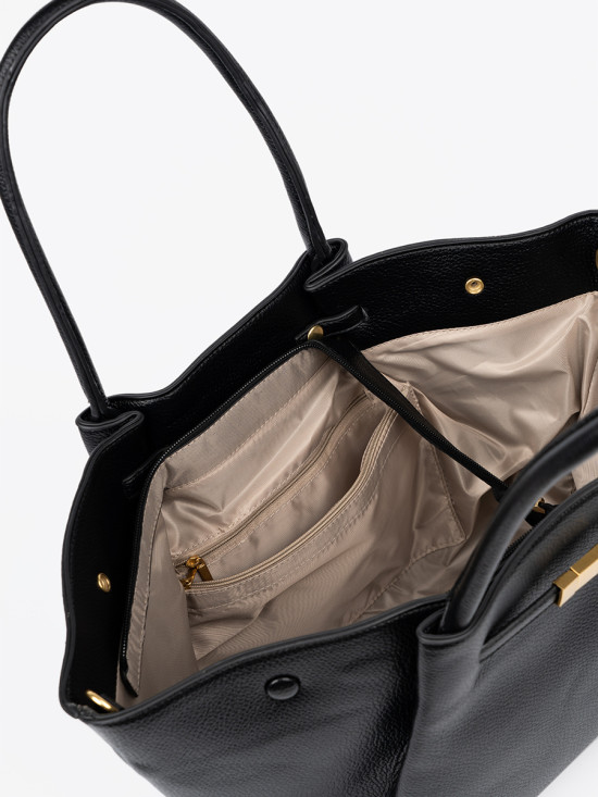 Klasszikus fekete színű ökobőrből készült shopper táska