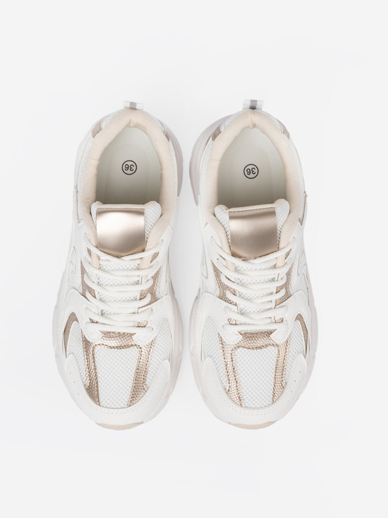 Fehér színű sneaker cipő bézs-aranyszínű részletekkel