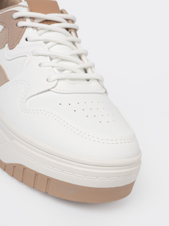 Fehér-bézs színű platform sneaker cipő