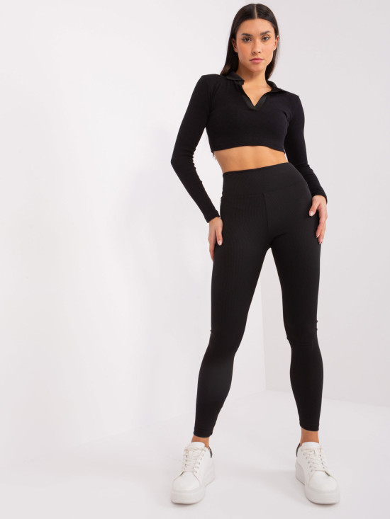 Fekete színű sportos leggings