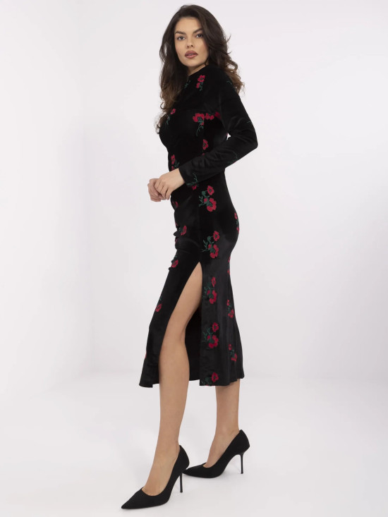 Elegáns midi ruha hosszú ujjakkal