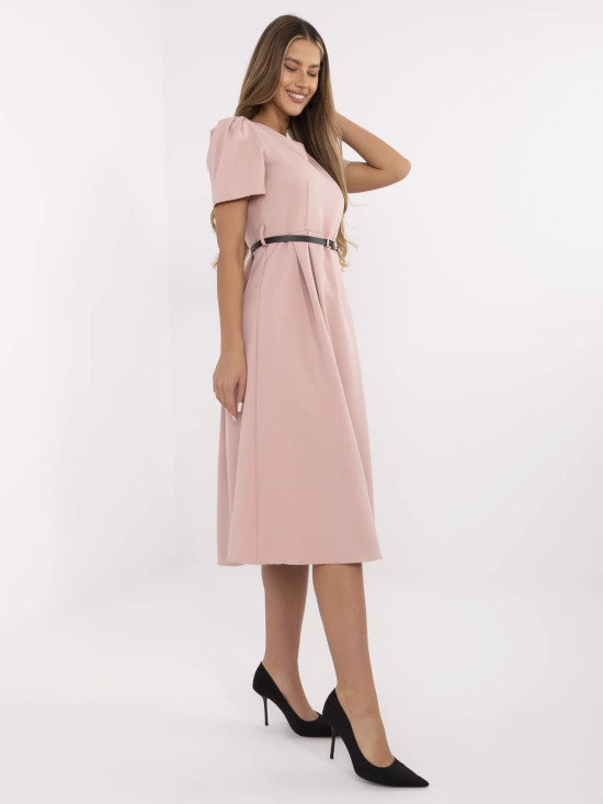 Elegáns midi ruha vitage rózsaszínben