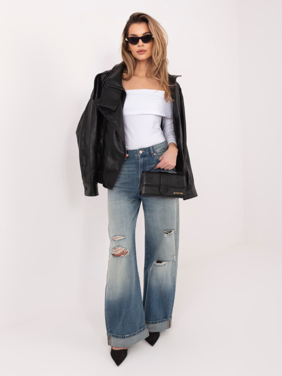 Fehér színű nyitott vállú blúz 3/4-es ujjakkal