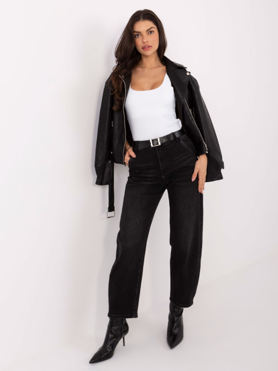 Fehér, ujjatlan, sima top