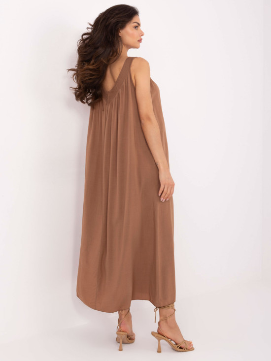 Oversize viszkóz maxi ruha barna színben