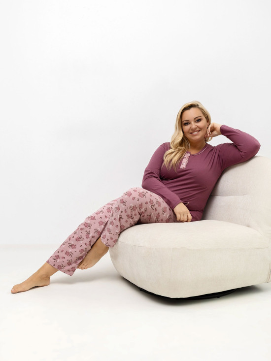 Női pizsama virágmintával, hosszú ujjú, rózsaszín