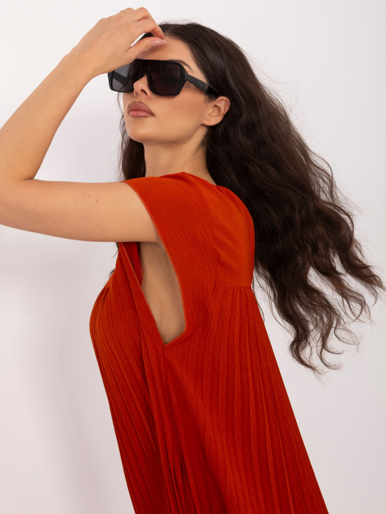 Narancsszínű midi koktélruha zsebekkel