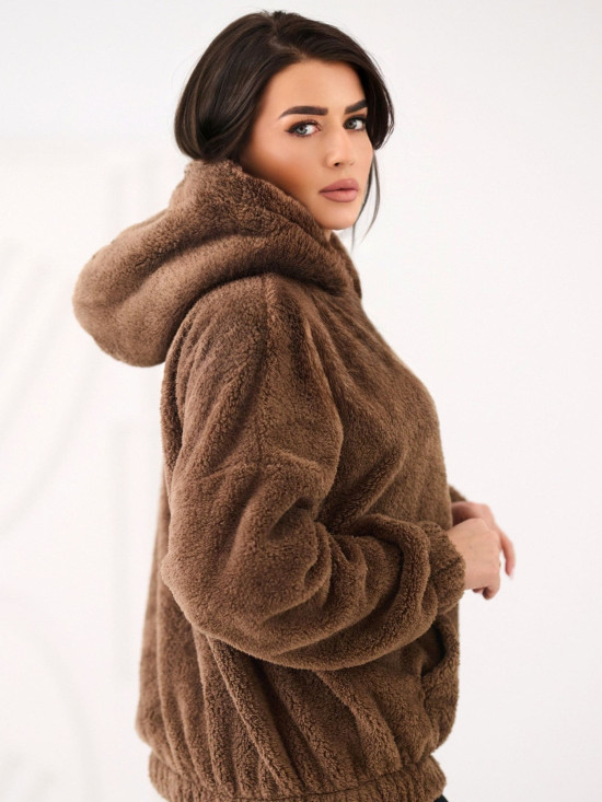 Bézs kapucnis pulóver zsebbel