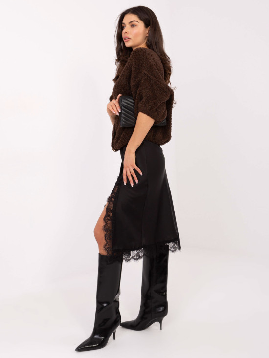 Elegáns barna színű pulóver 3/4-es ujjal és gombokkal