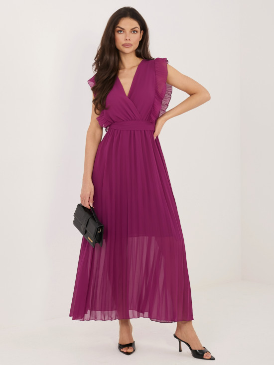 Sötétlila színű bővülő midi ruha övvel