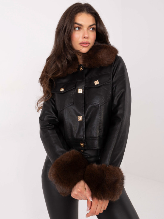 Ökobőrből készült rövid fekete színű dzseki béléssel