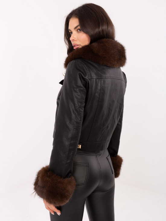 Ökobőrből készült rövid fekete színű dzseki béléssel