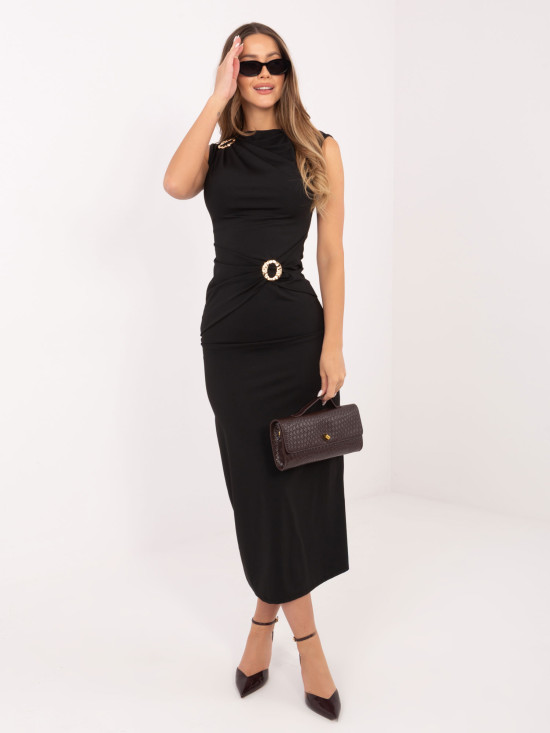 Elegáns fekete színű midi ruha vízesés nyakkivágással