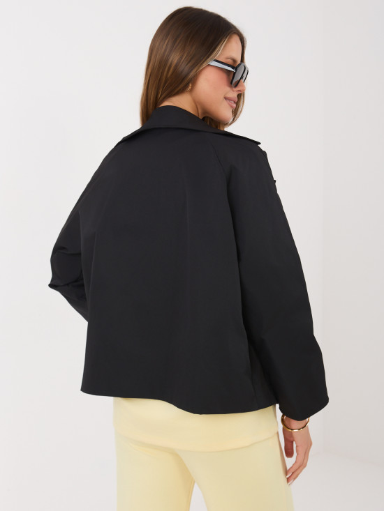 Rövid átmeneti kabát 3/4-es ujjal, fekete színű