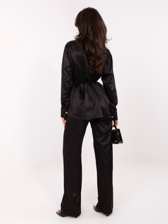 Elegáns fekete színű szett inggel és nadrággal