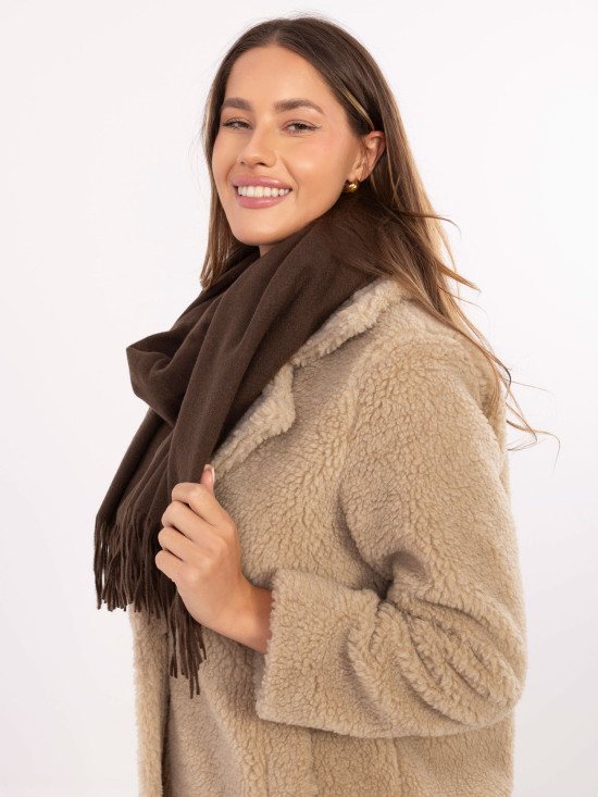 Női sötétbarna színű puha poliészterből készült sál