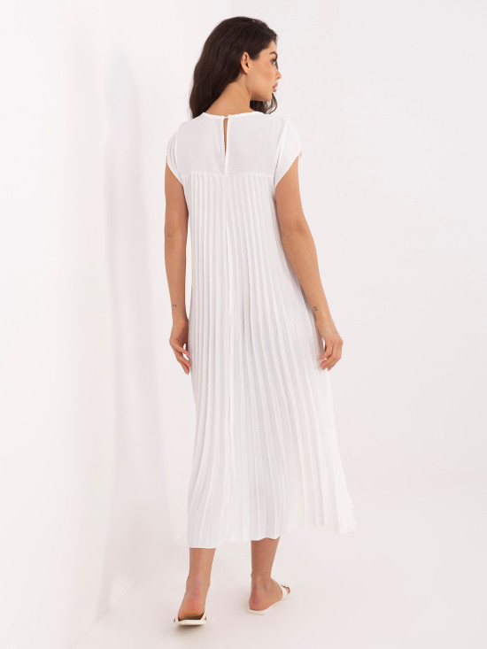 Elegáns ekrü színű midi ruha zsebekkel