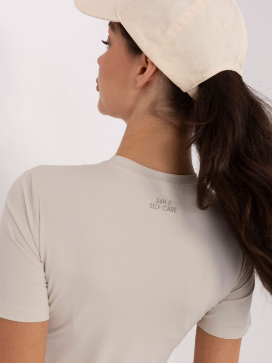 Bézs színű, sima rövid ujjú blúz