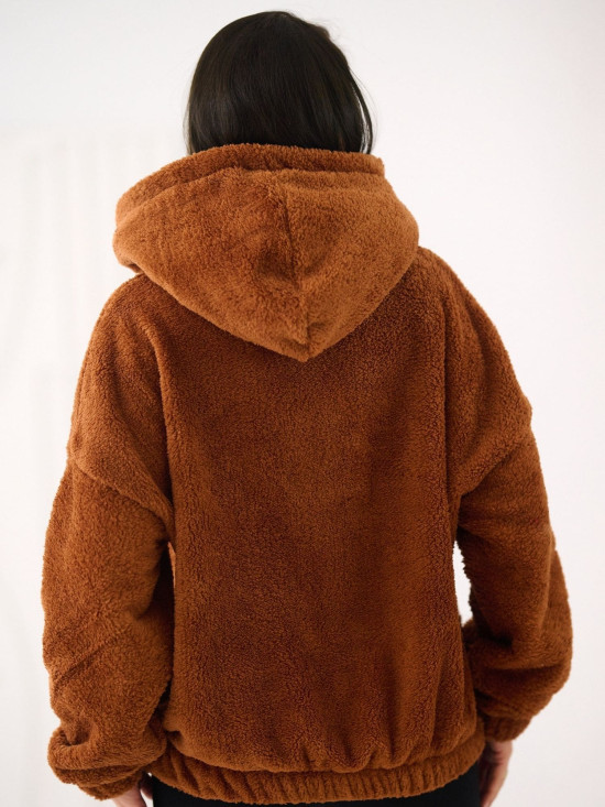 Bézs kapucnis pulóver zsebbel