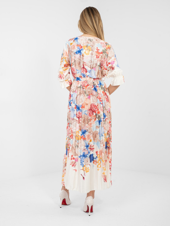 Ekrü színű virágmintás maxi ruha övvel