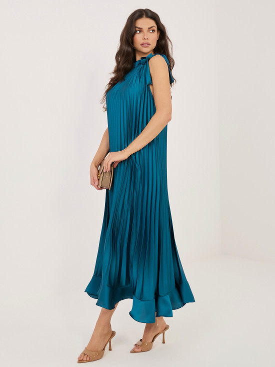 Kék színű midi koktélruha megkötővel és fodorral